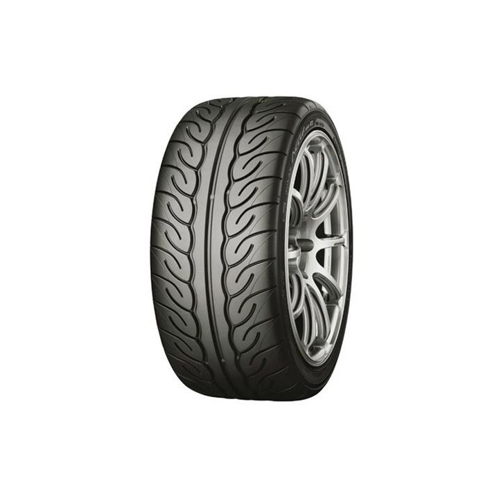Gomme auto estive Yokohama AD08RS (semi-slick) 215/45 R17 87W