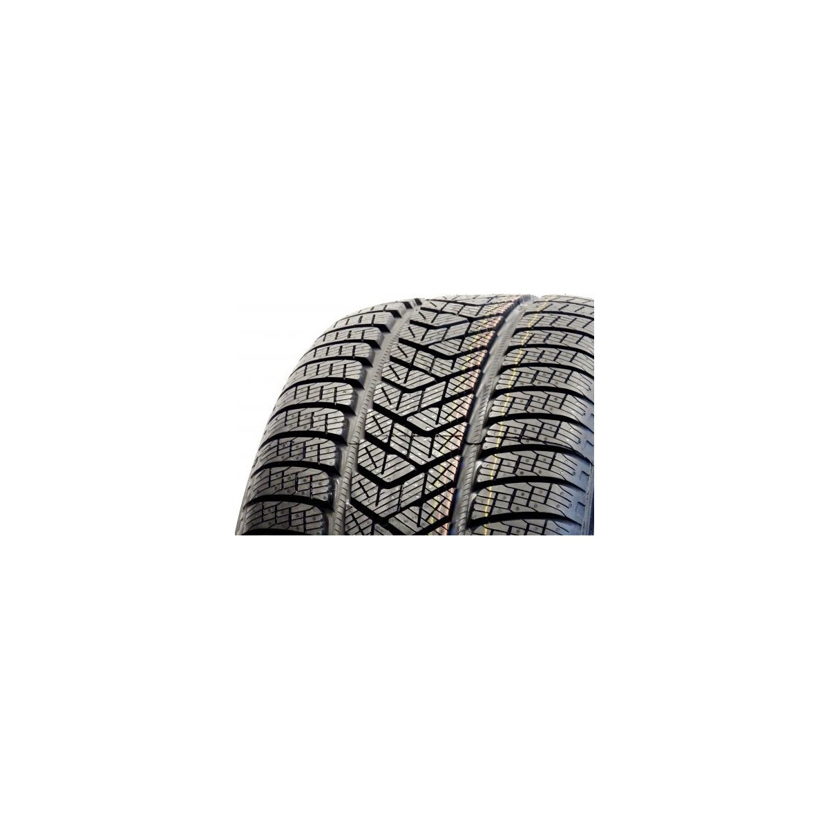 Pirelli SCORPION WINTER 235/65 R18 110H Extra Load